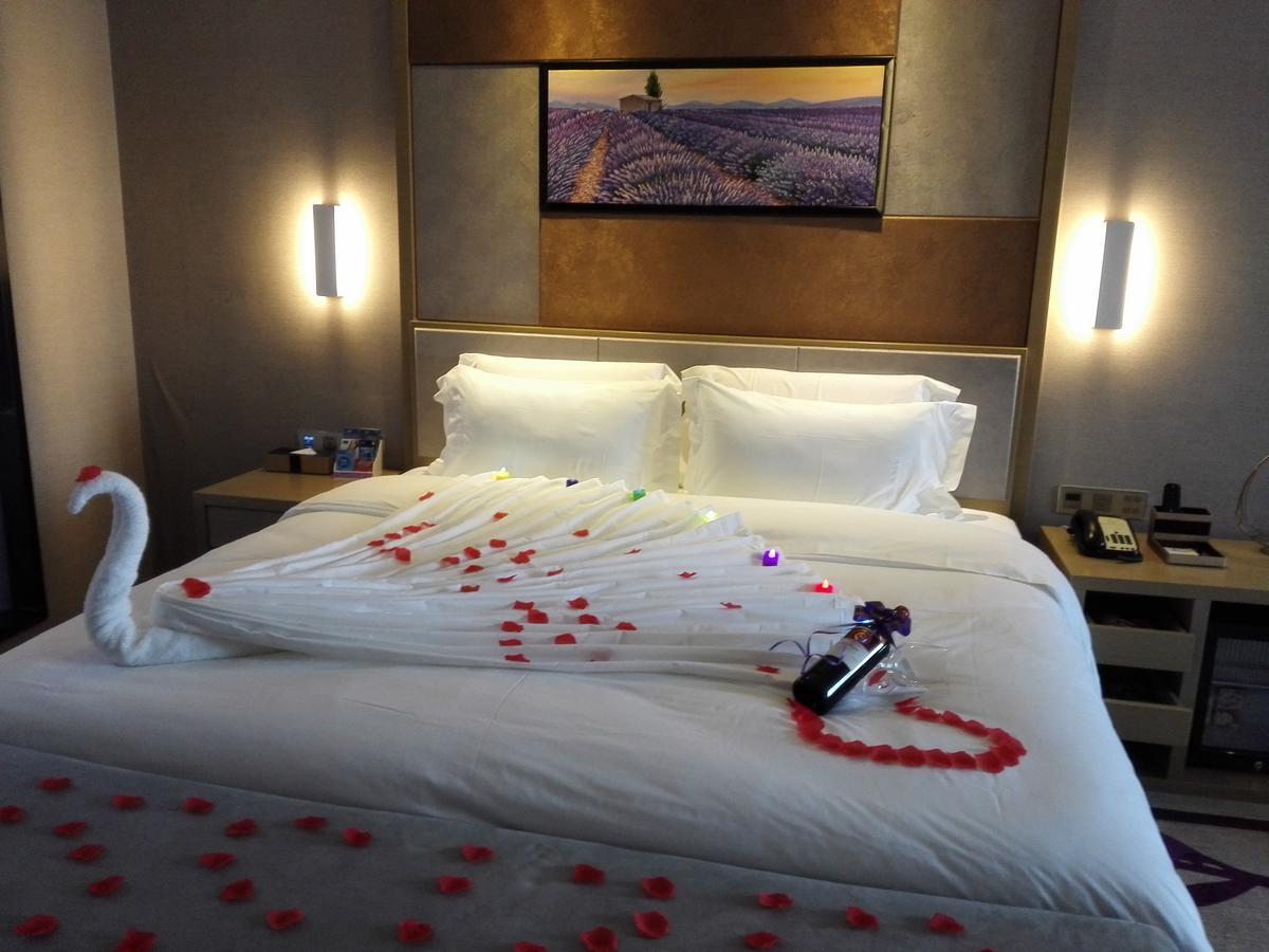 Lavande Hotel Foshan Yiwu Commodities City Bagian luar foto